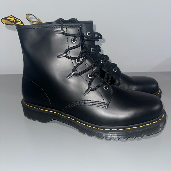 Dr. Martens 1460 Black Leather Combat Boots | Men’s 12 | NWOT - Picture 3 of 6